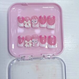 Glamorous Pink and White Hello Kitty Nail Tips